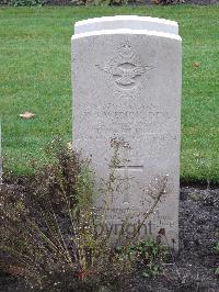 Berlin 1939-1945 War Cemetery - Laverick, William